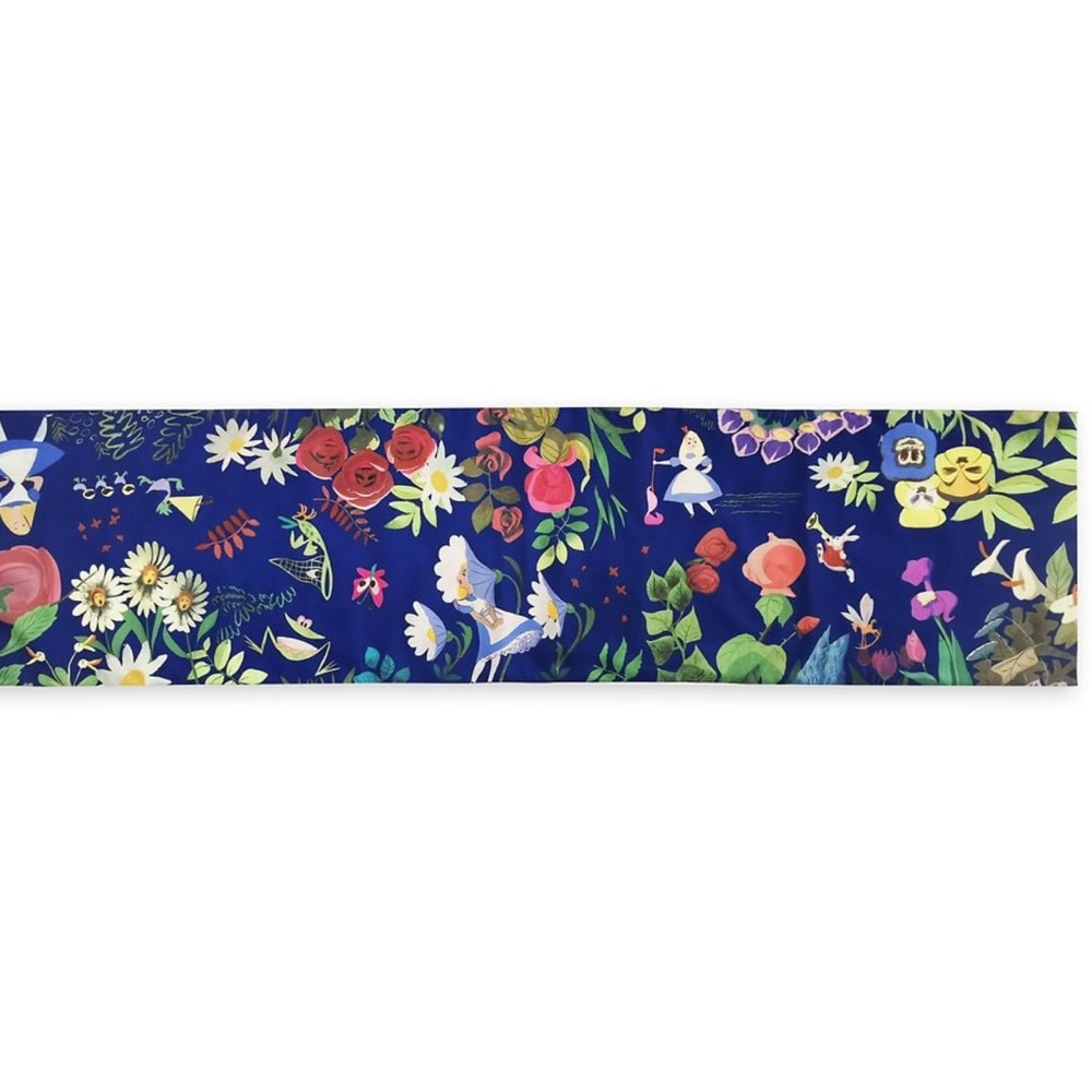 Disney Table Runner - Mary Blair Alice In Wonderland